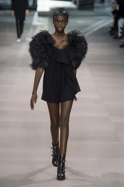 Look 63